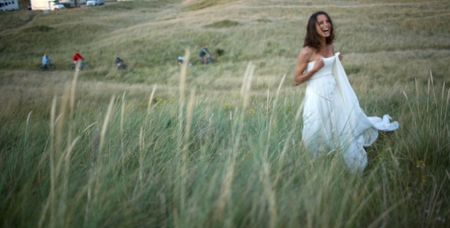 Créatrice sur mesure de robes de mariée à Paris